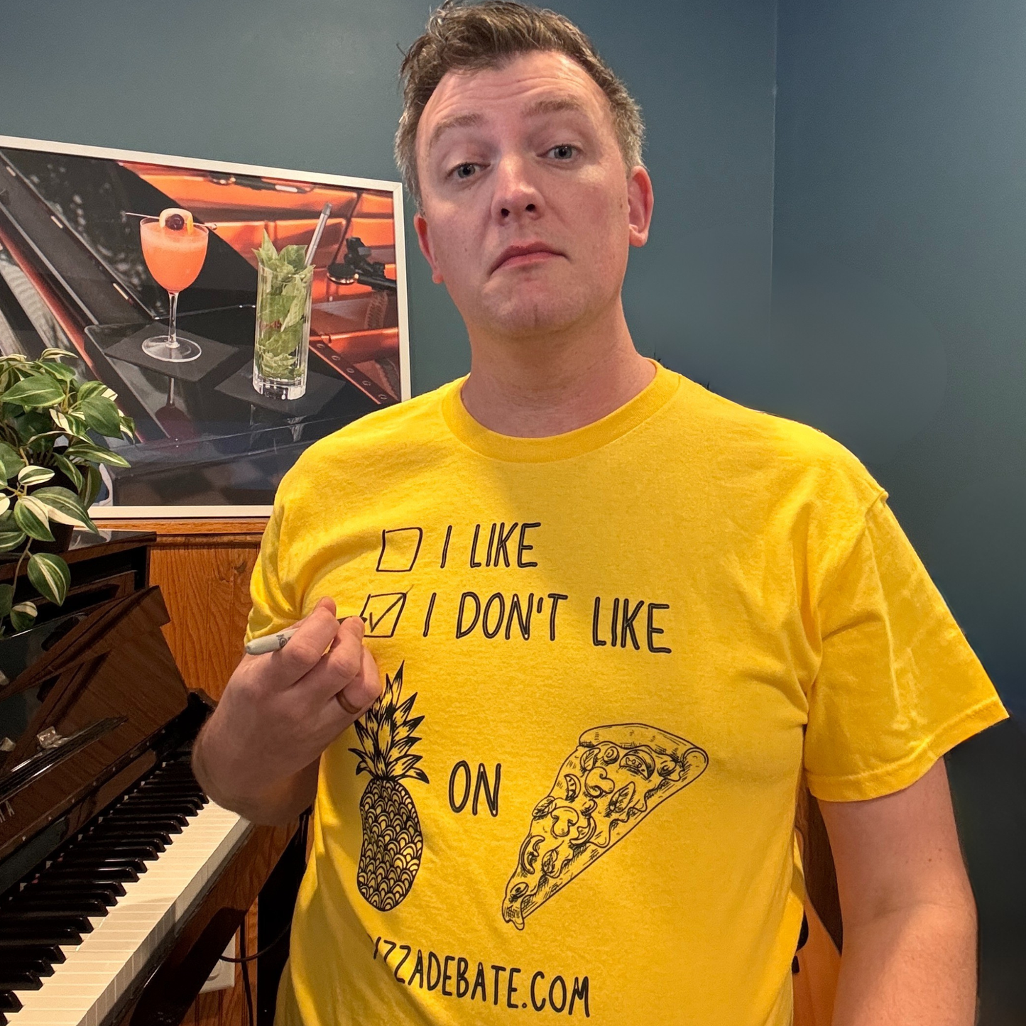 ‘Pizza Debate’ T-Shirt