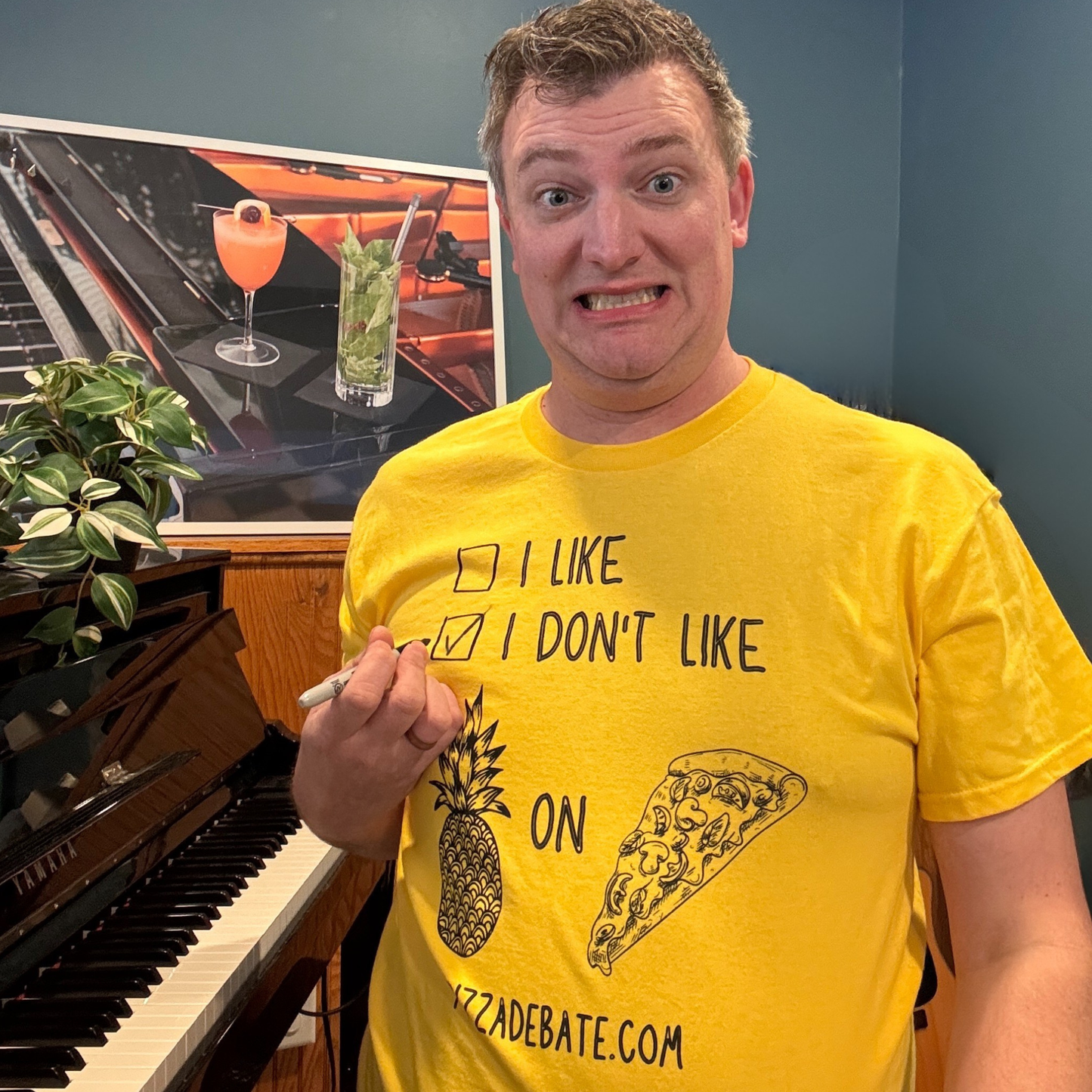 ‘Pizza Debate’ T-Shirt